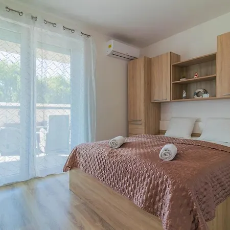 Апартаменты Lelle Relax Lelle W Ac & Terrace By Nw *