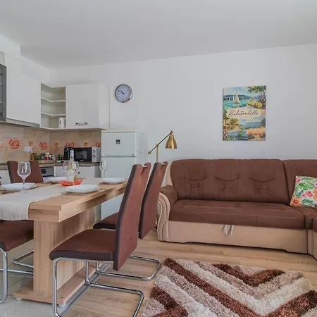 Апартаменты Lelle Relax Lelle W Ac & Terrace By Nw