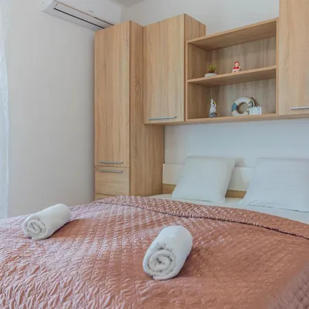 Lelle Relax Lelle W Ac & Terrace By Nw Апартаменты