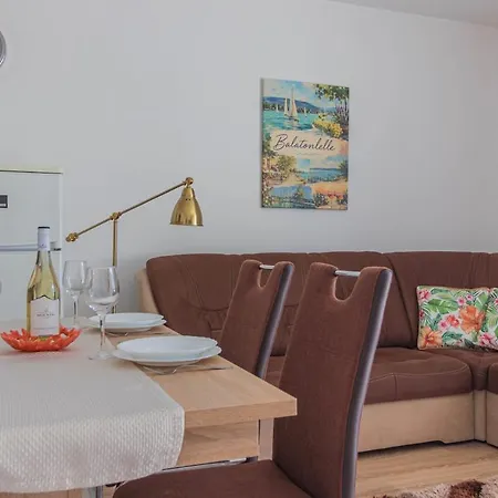 Lelle Relax Lelle W Ac & Terrace By Nw Апартаменты